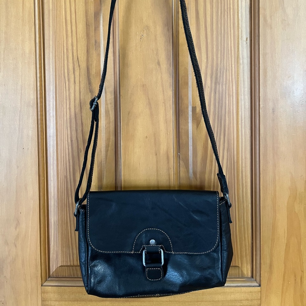 Women’s Jack George voyager petite Emma crossbody purse handbag  see below